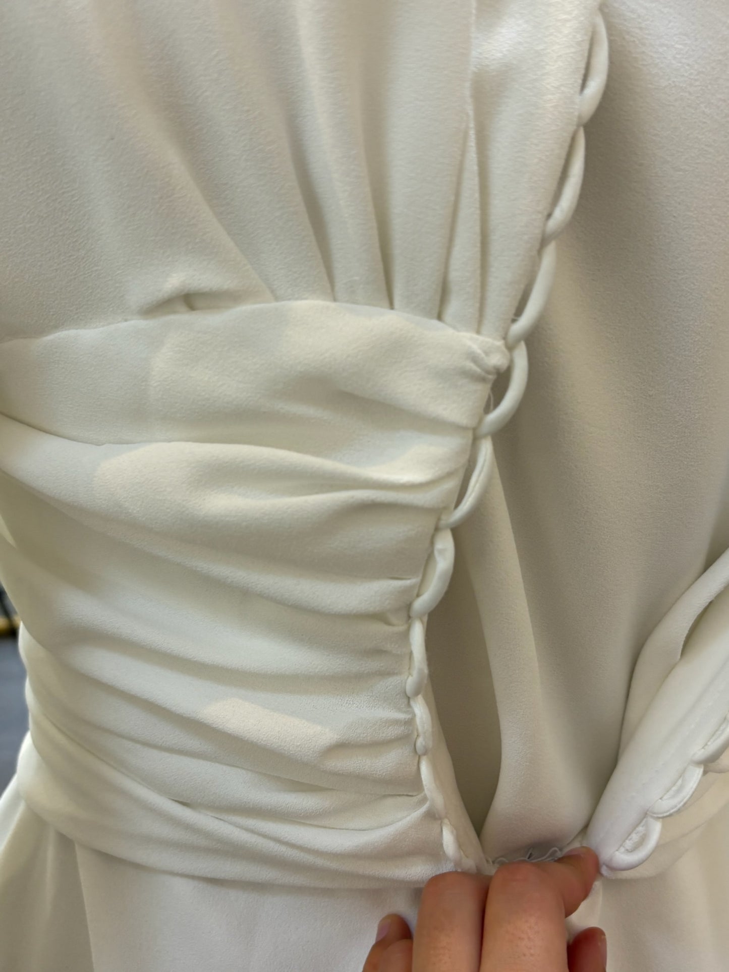 ROBE MODEST DRAPE